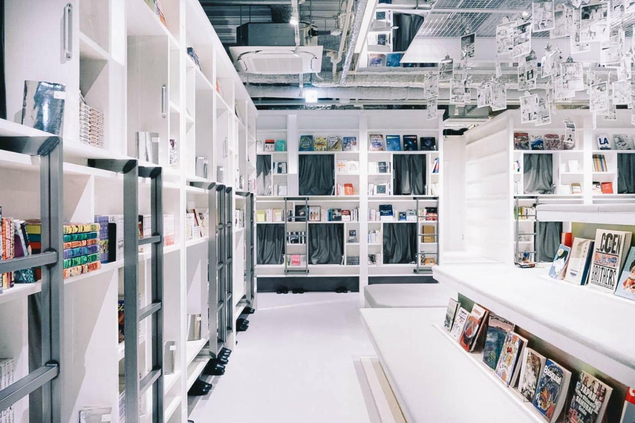 Book And Bed Tokyo Shinsaibashi Pansiyon Osaka Dış mekan fotoğraf